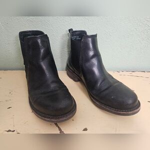 Keen Womens Black Leather Chelsea Boots